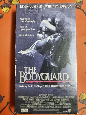 The Bodyguard VHS Tape 1992 Kevin Costner Whitney Houston